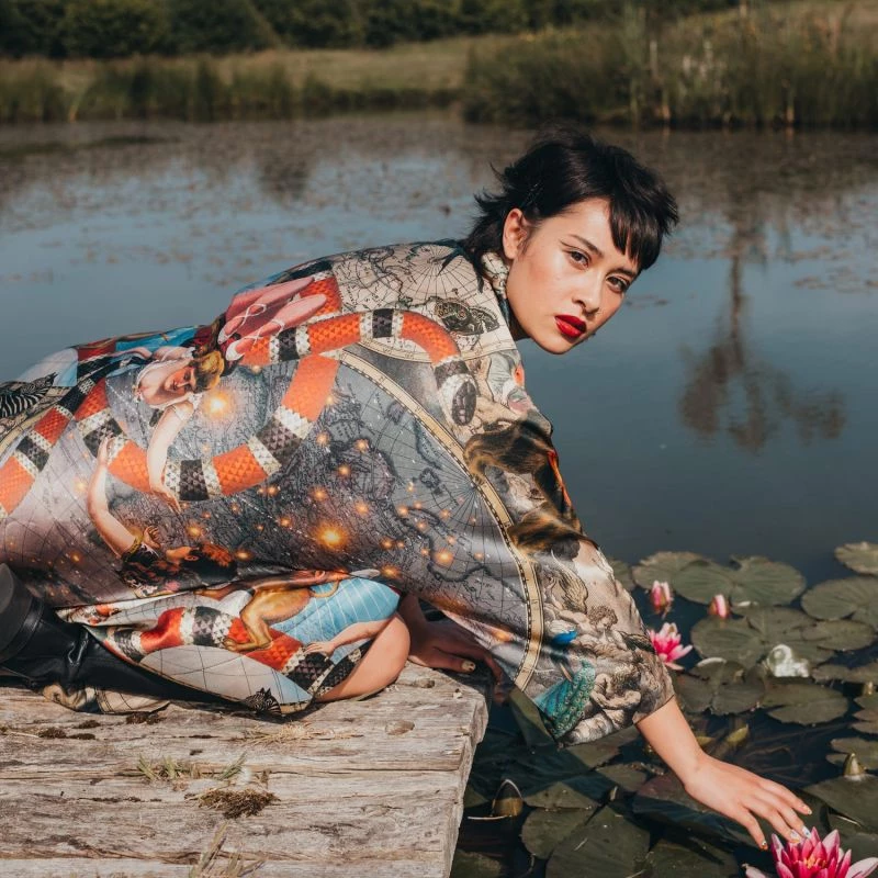 Le Cirque Du Monde Silk Kimono By Myrtle & Mary 4 Le Cirque Du Monde Silk Kimono By Myrtle & Mary - Image 2