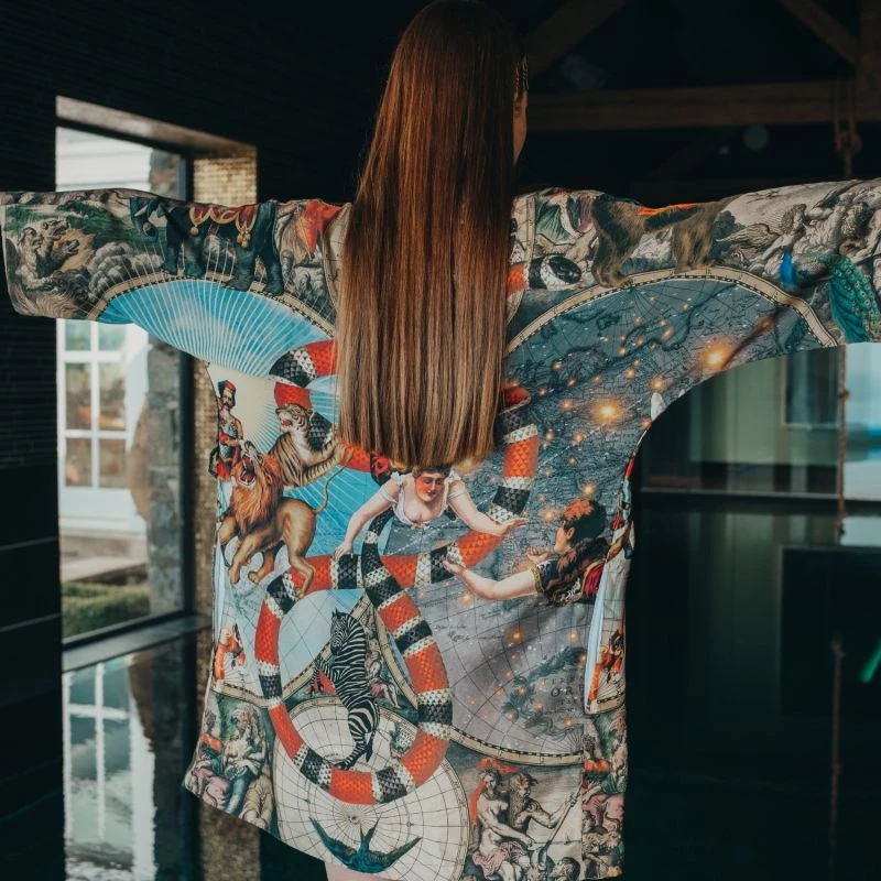 Le Cirque Du Monde Silk Kimono By Myrtle & Mary 6 Le Cirque Du Monde Silk Kimono By Myrtle & Mary - Image 4